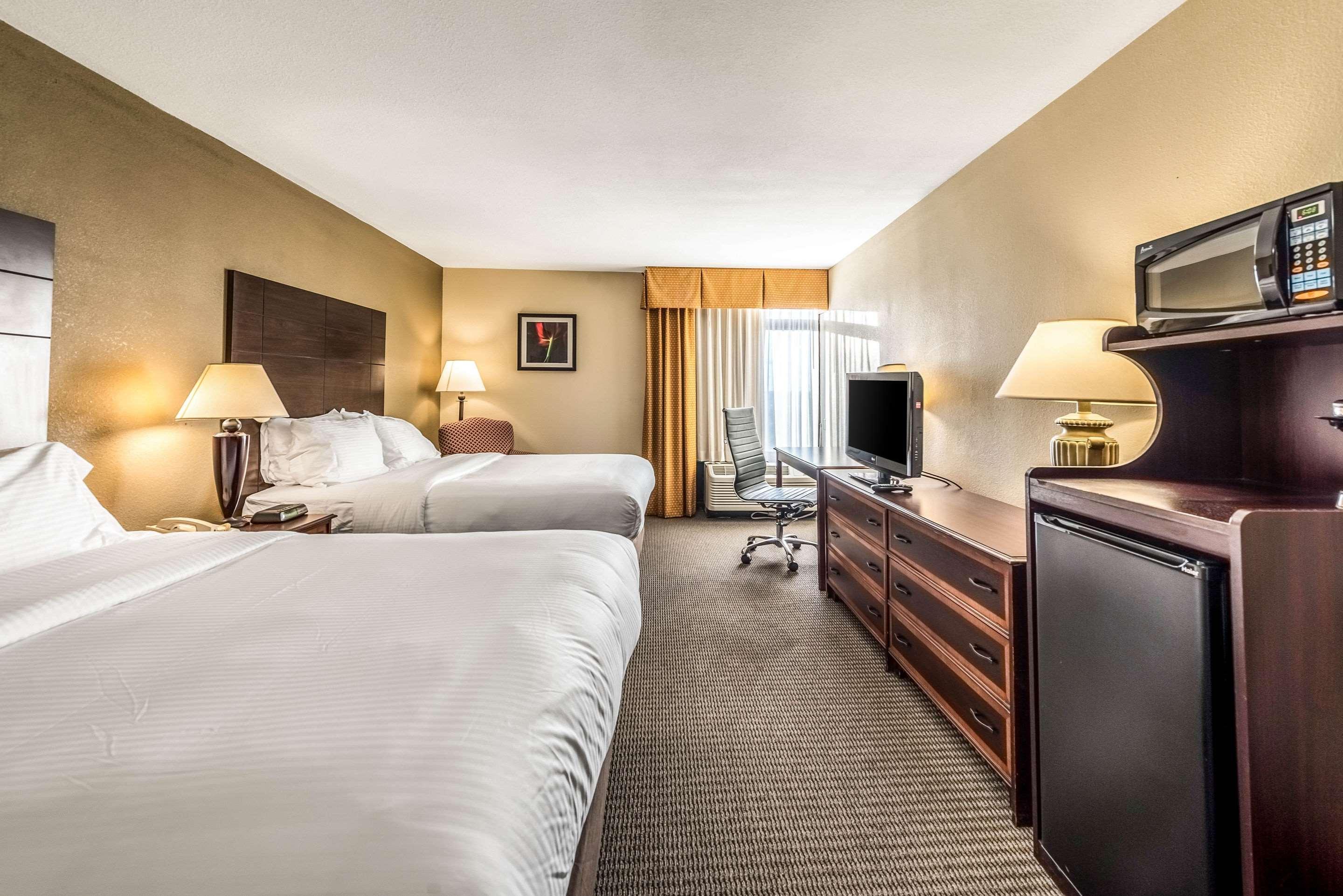 Clarion Hotel Cincinnati North Sharonville Exteriör bild