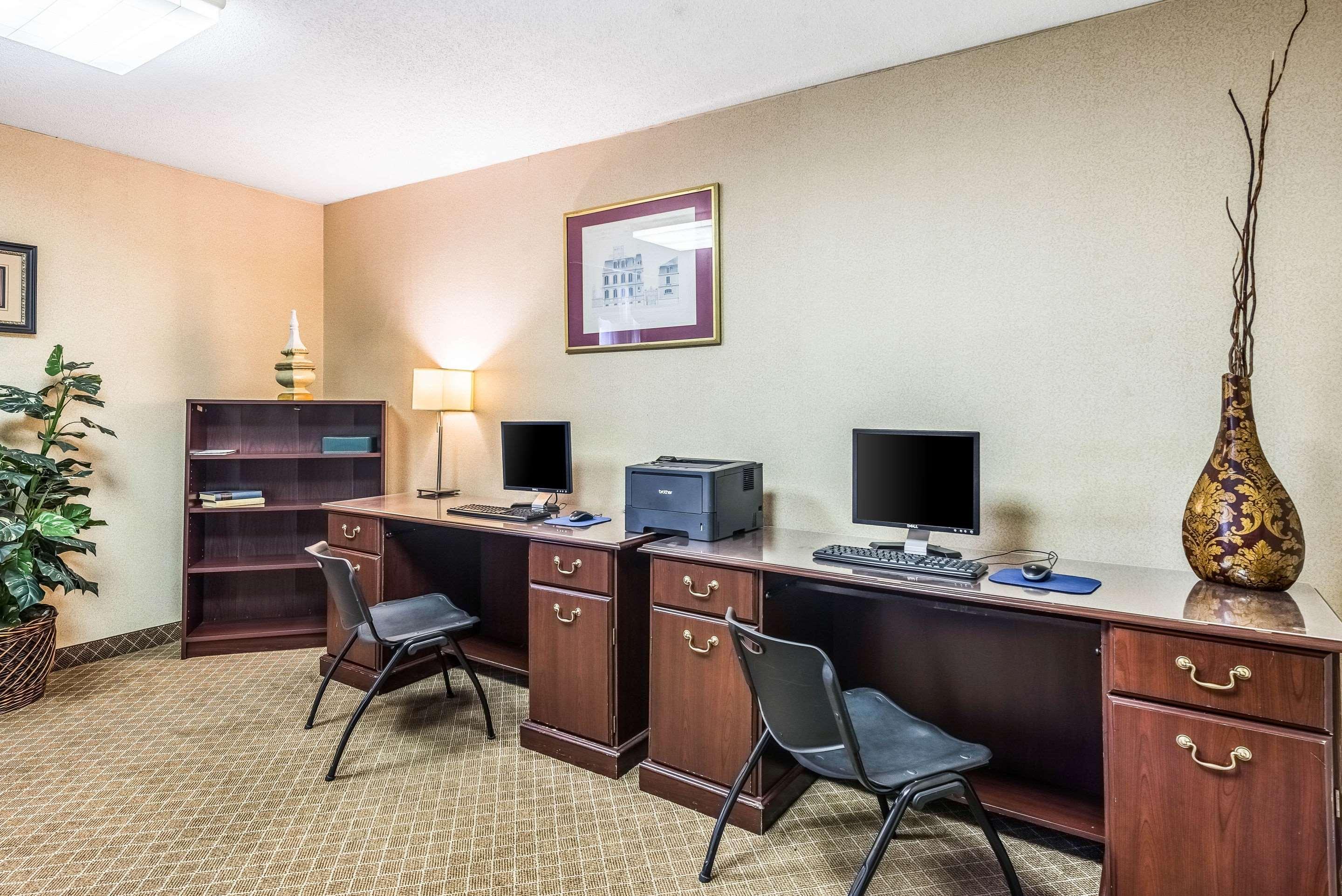 Clarion Hotel Cincinnati North Sharonville Exteriör bild
