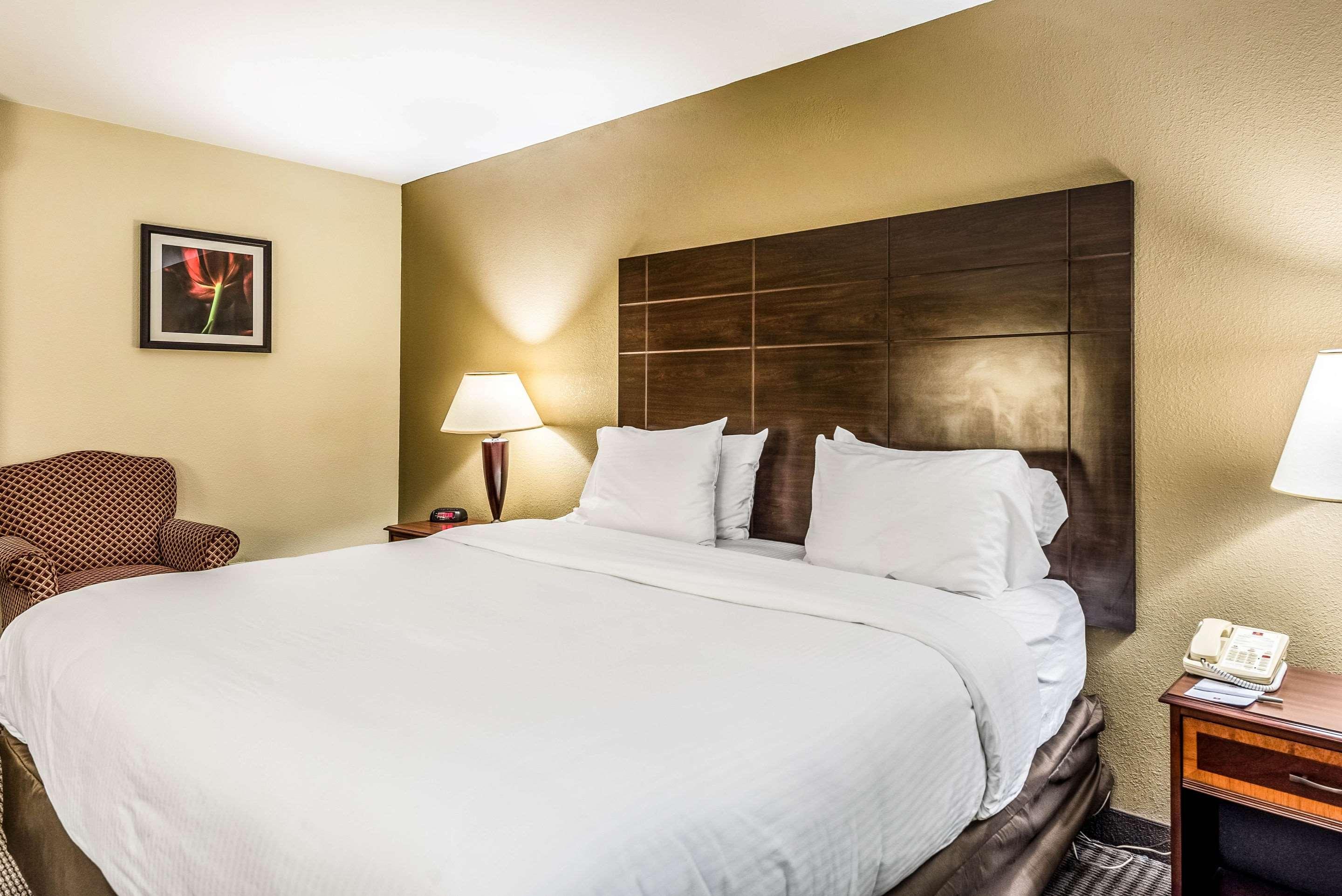 Clarion Hotel Cincinnati North Sharonville Exteriör bild